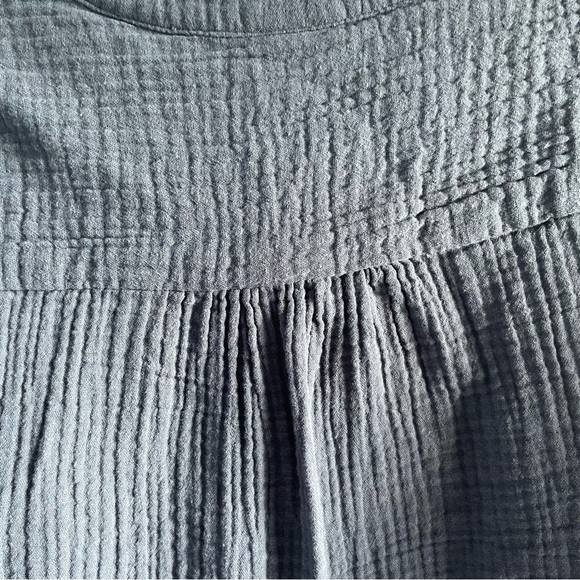 Mote Notch Neck Crepe Gauze Tunic Blouse - Picture 8 of 10